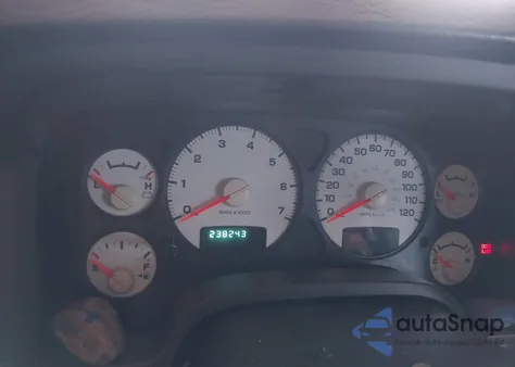 2004 Dodge Ram 1500 Slt/Laramie z USA, uszkodzony, nr VIN 1D7HU18N84S775708